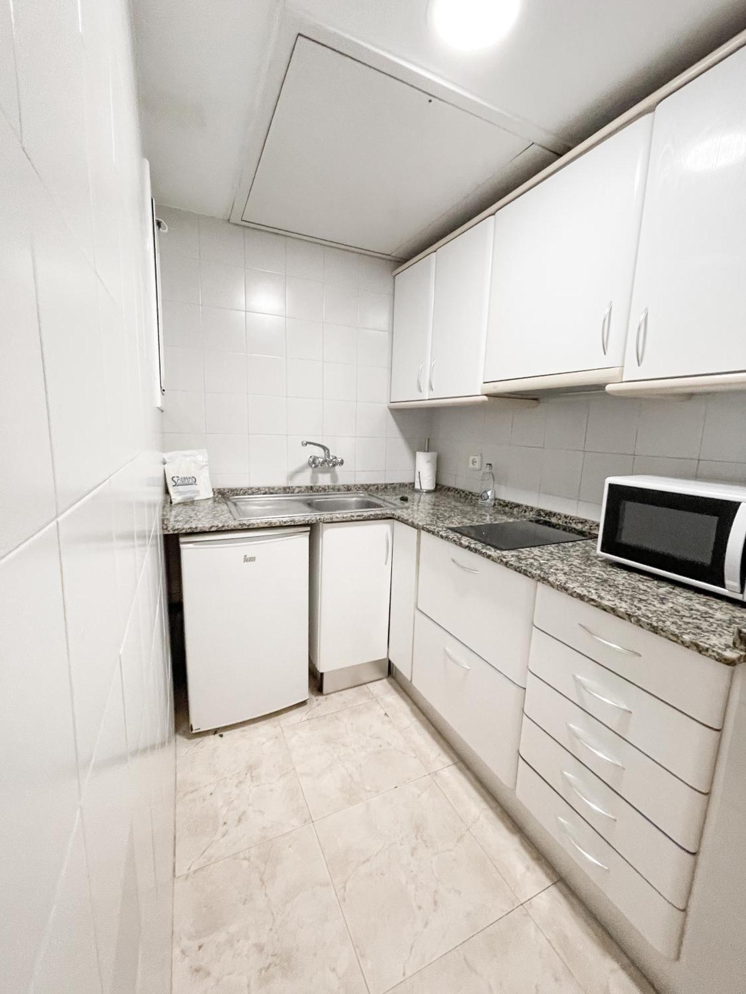 Aparthotel Solifemar Кастелдефелс Екстериор снимка