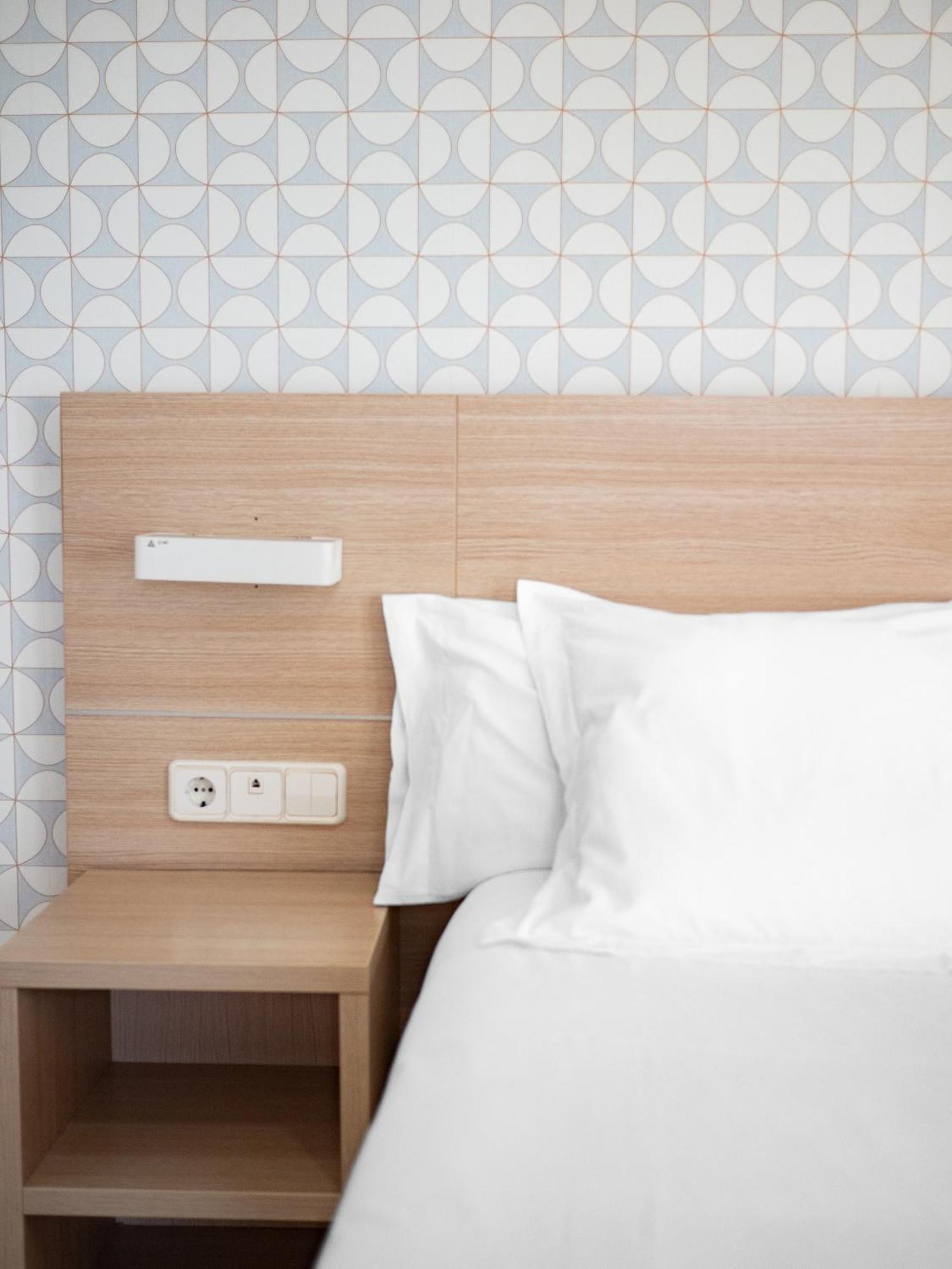 Aparthotel Solifemar Кастелдефелс Екстериор снимка